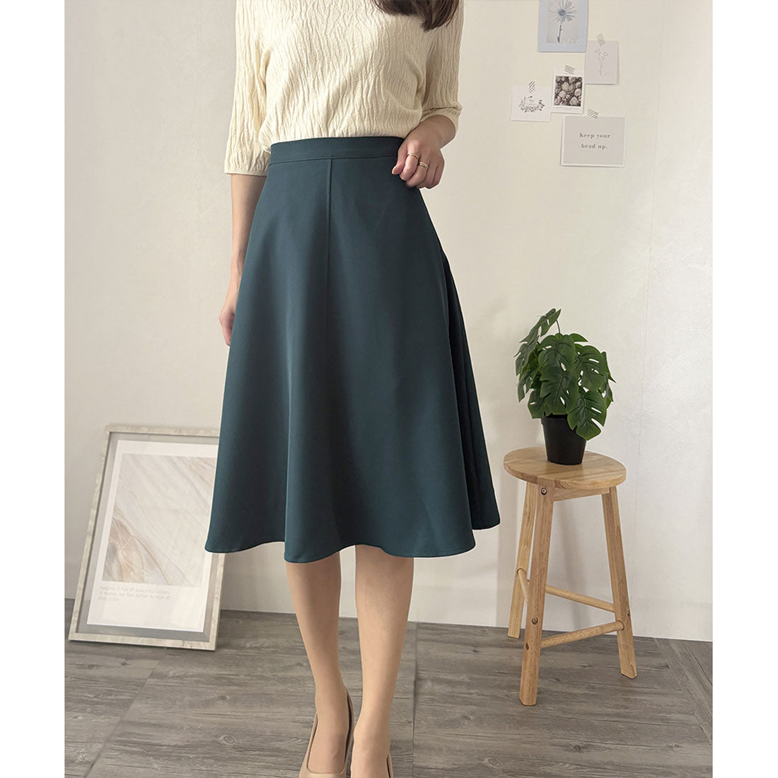 アミュレット Amulet ひざ丈フレアスカート ハイウエスト 無地 脚長 大人 可愛い シンプル レディース (ライトブルー) ライトブルー