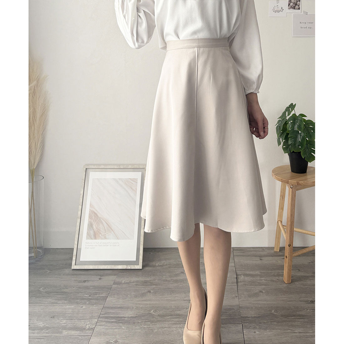 アミュレット Amulet ひざ丈フレアスカート ハイウエスト 無地 脚長 大人 可愛い シンプル レディース (ライトブルー) ライトブルー