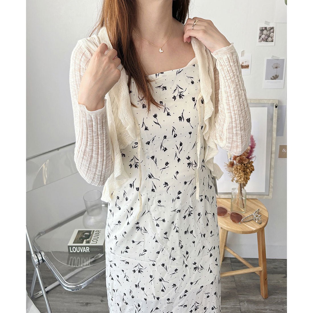 アミュレット Amulet フリルボレロカーディガン レディース 韓国 羽織り 春夏 上品 エレガント 大人 可愛い カジュアル 着回し 透け感 リボン トップス シースルー (アイボリー) アイボリー