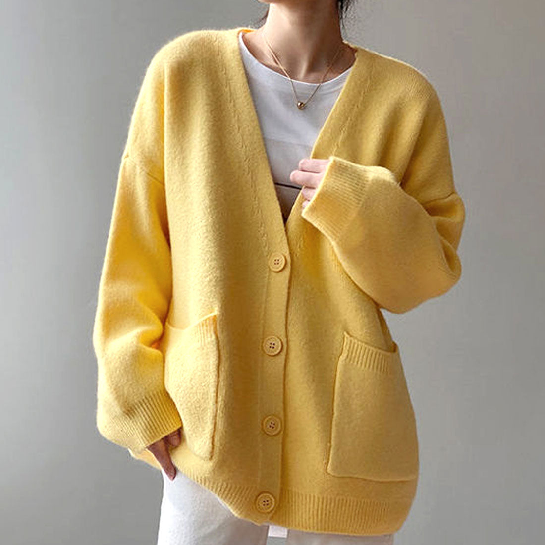 アミュレット Amulet ポケット付きニットカーディガン レディース Vネック 無地 温かい 色違い シンプル (ホワイト) ホワイト