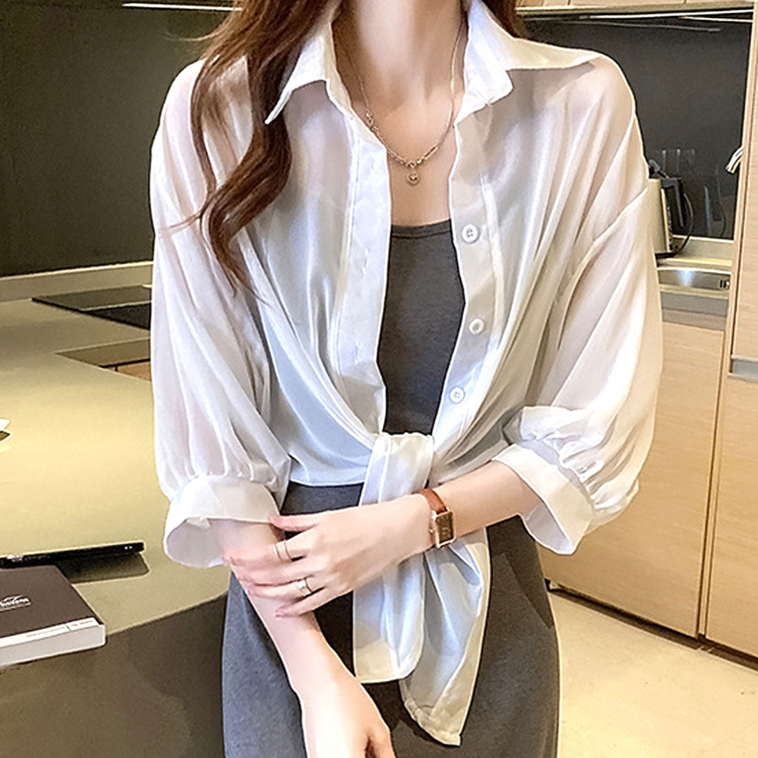 アミュレット Amulet 裾結びシアーシャツ レディース カジュアル 10代 20代 30代 韓国ファッション 韓国 春 秋服 夏服 ブラウス ショート丈 無地 透け感 (パープル) パープル