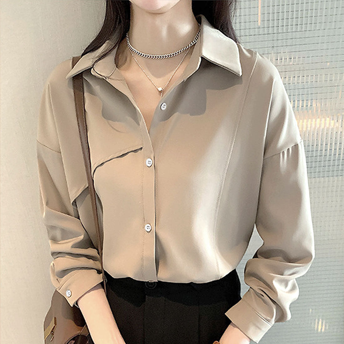 アミュレット Amulet オーバーサイズシンプルシャツ ブラウス レディース オフィス カジュアル 韓国 韓国ファッション 春 秋服 夏服 20代 30代 無地 長袖