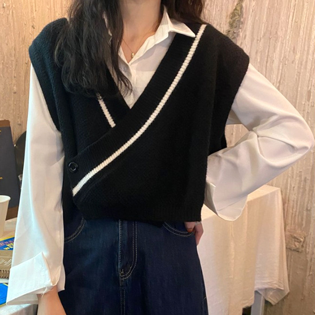 護身符的護身符短長v脖子最好的女士頂部春季服裝跌落在20多歲的韓國時尚短時辦公室休閒基本穿著