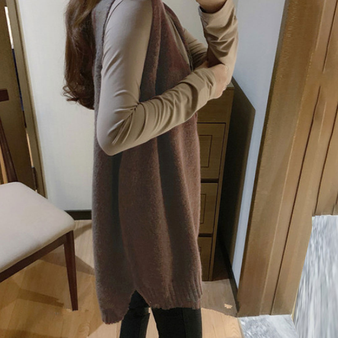 アミュレット Amulet オーバーVネックベスト 秋 冬 韓国ファッション 10代 20代 30代 レディース 暖かい 可愛い 大人カジュアル 黒 白 レイヤードアイテム