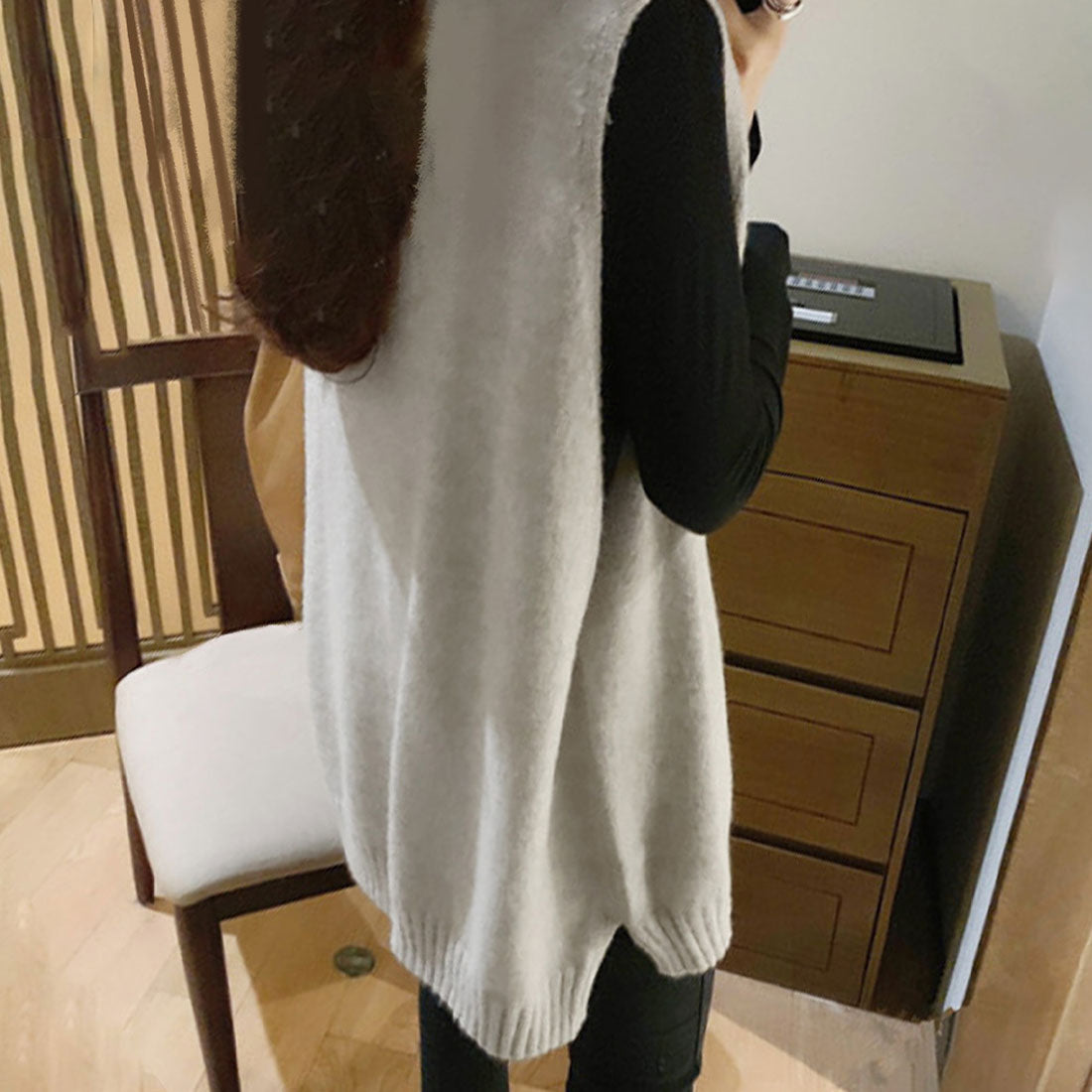 アミュレット Amulet オーバーVネックベスト 秋 冬 韓国ファッション 10代 20代 30代 レディース 暖かい 可愛い 大人カジュアル 黒 白 レイヤードアイテム