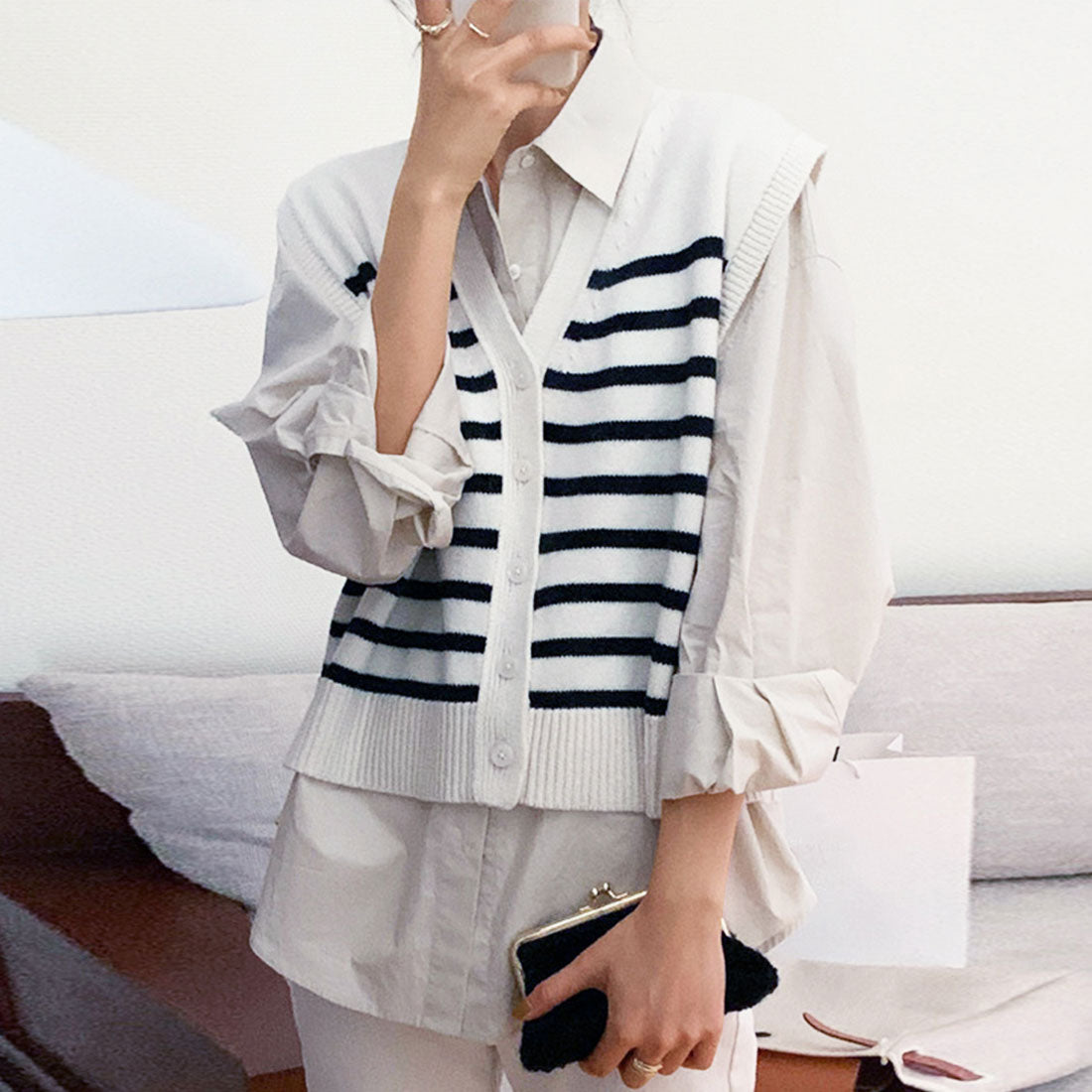 Amulet Striped Knit Vest for Women, Teens, 20s, 30s, Korean Fashion, Spring, Autumn, Winter, Casual, Cute, White, Black, Striped, Tops, Simple