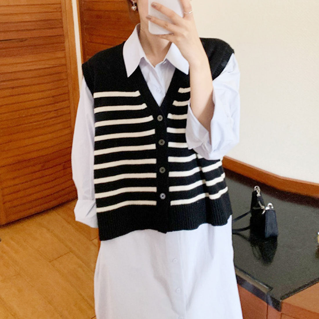 Amulet Striped Knit Vest for Women, Teens, 20s, 30s, Korean Fashion, Spring, Autumn, Winter, Casual, Cute, White, Black, Striped, Tops, Simple