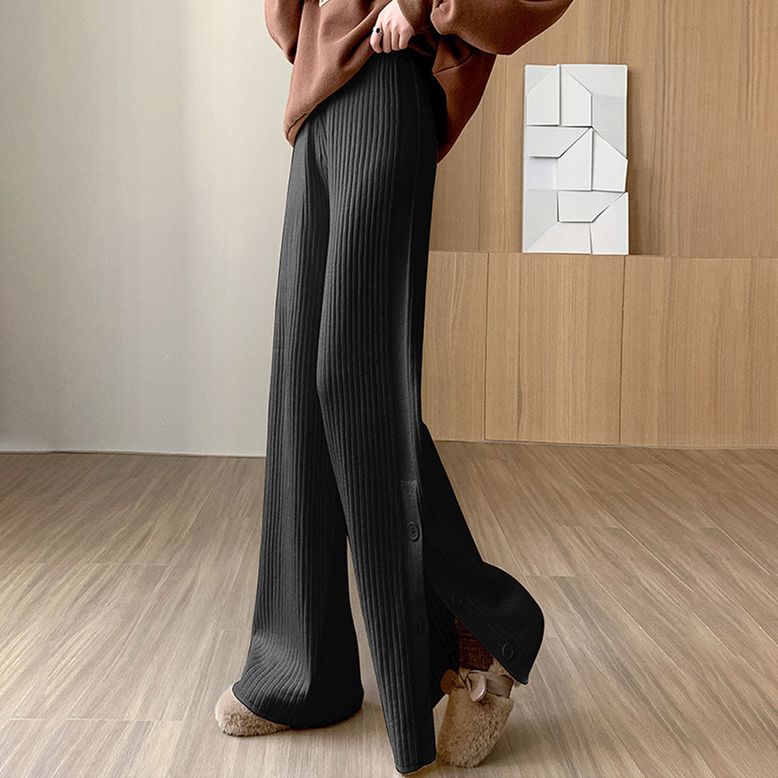 アミュレット Amulet サイドスリットワイドパンツ レディース 10代 20代 30代 韓国ファッション 春 秋 冬 カジュアル 可愛い 白 黒 シンプル ボトムス ボタン (ブラック) ブラック