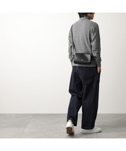 アーペーセー A.P.C. APC A.P.C. ショルダーバッグ CAMERA BAG NINO PUAAT H61821 （LZZ/NOIR/ブラック） LZZ/NOIR/ブラック