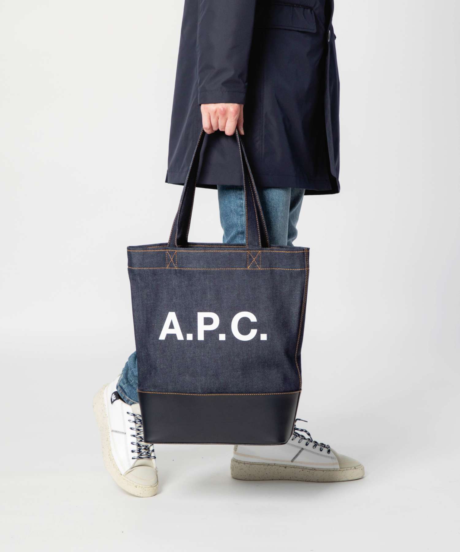 A.P.C. CODDP M61444 Tote Bag for Men and Women, Handbag, Shoulder Bag, Denim, A4, Lightweight, Simple, Smooth Leather