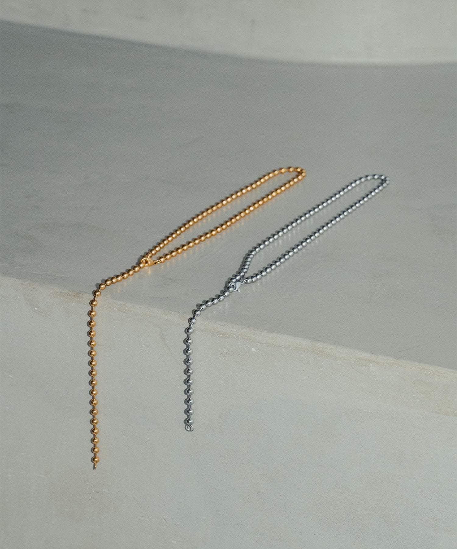 アンピルーラ Ampirula 2WAYボールチェーンネックレス (ゴールド) ゴールド