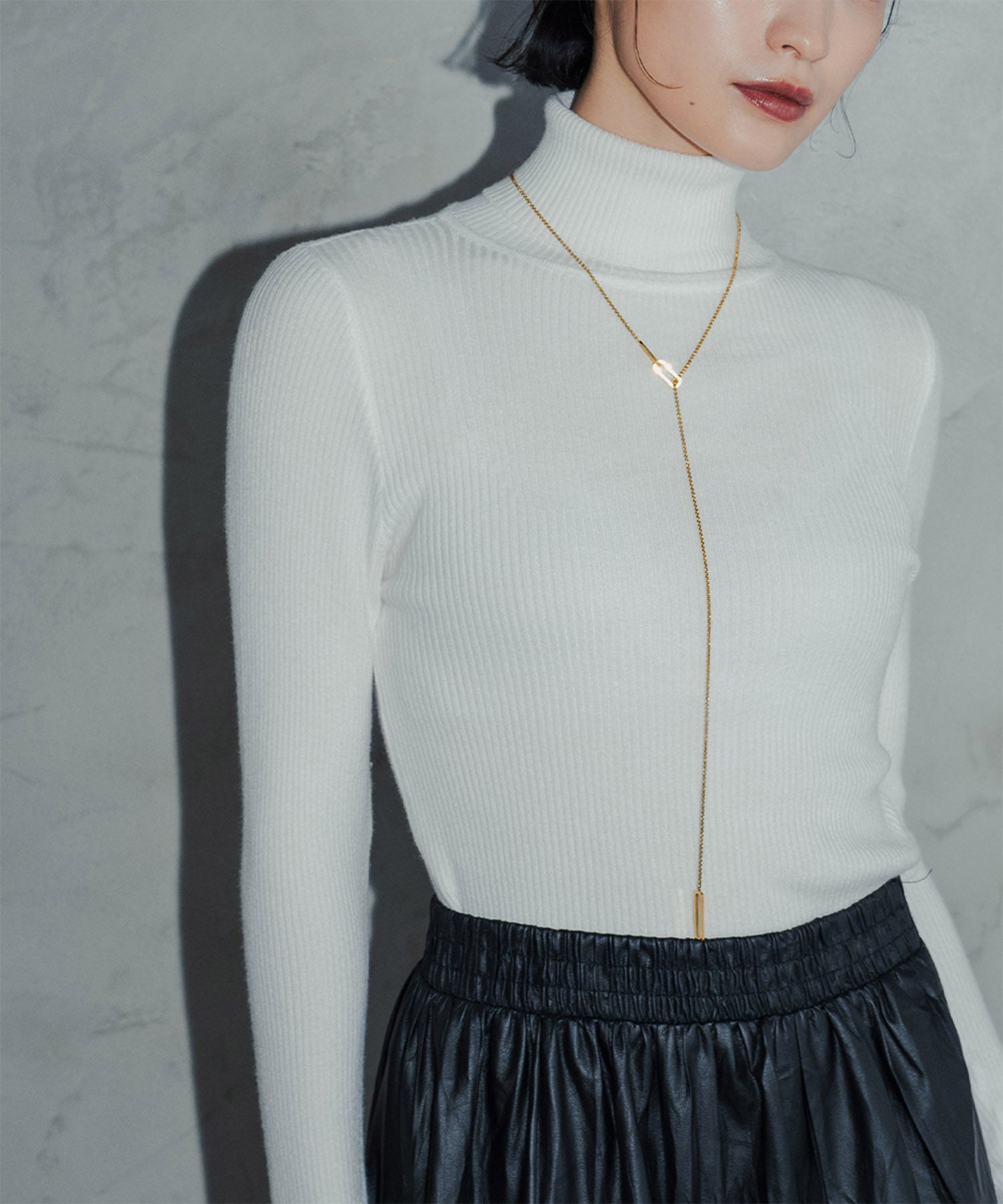 アンピルーラ Ampirula ラリエットロングチェーンネックレス (ゴールド) ゴールド