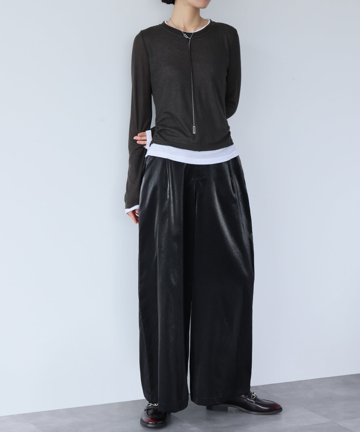 アンピルーラ Ampirula メタリックワイドパンツ【洗える】 (ブラック) ブラック