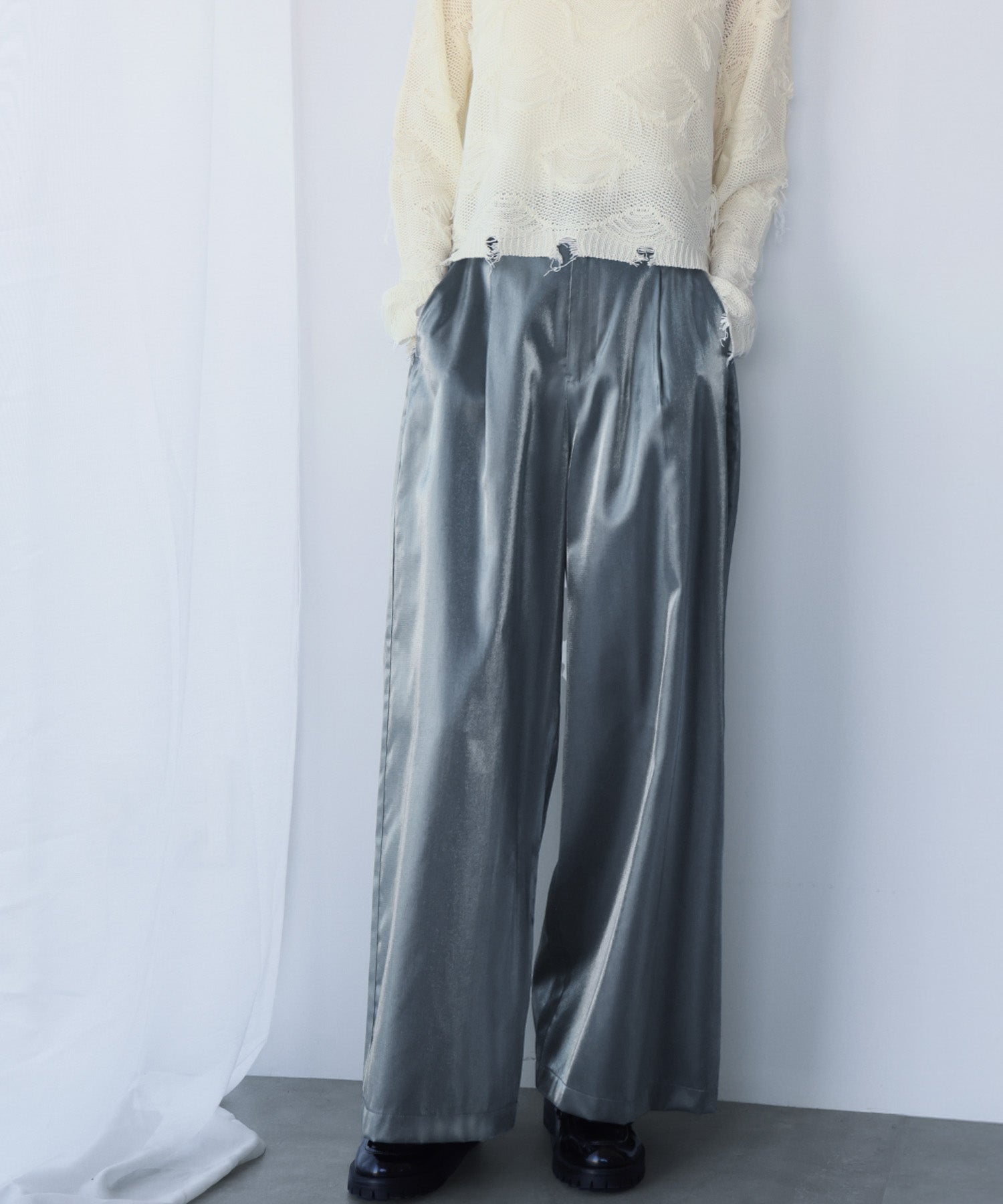 アンピルーラ Ampirula メタリックワイドパンツ【洗える】 (グレー) グレー