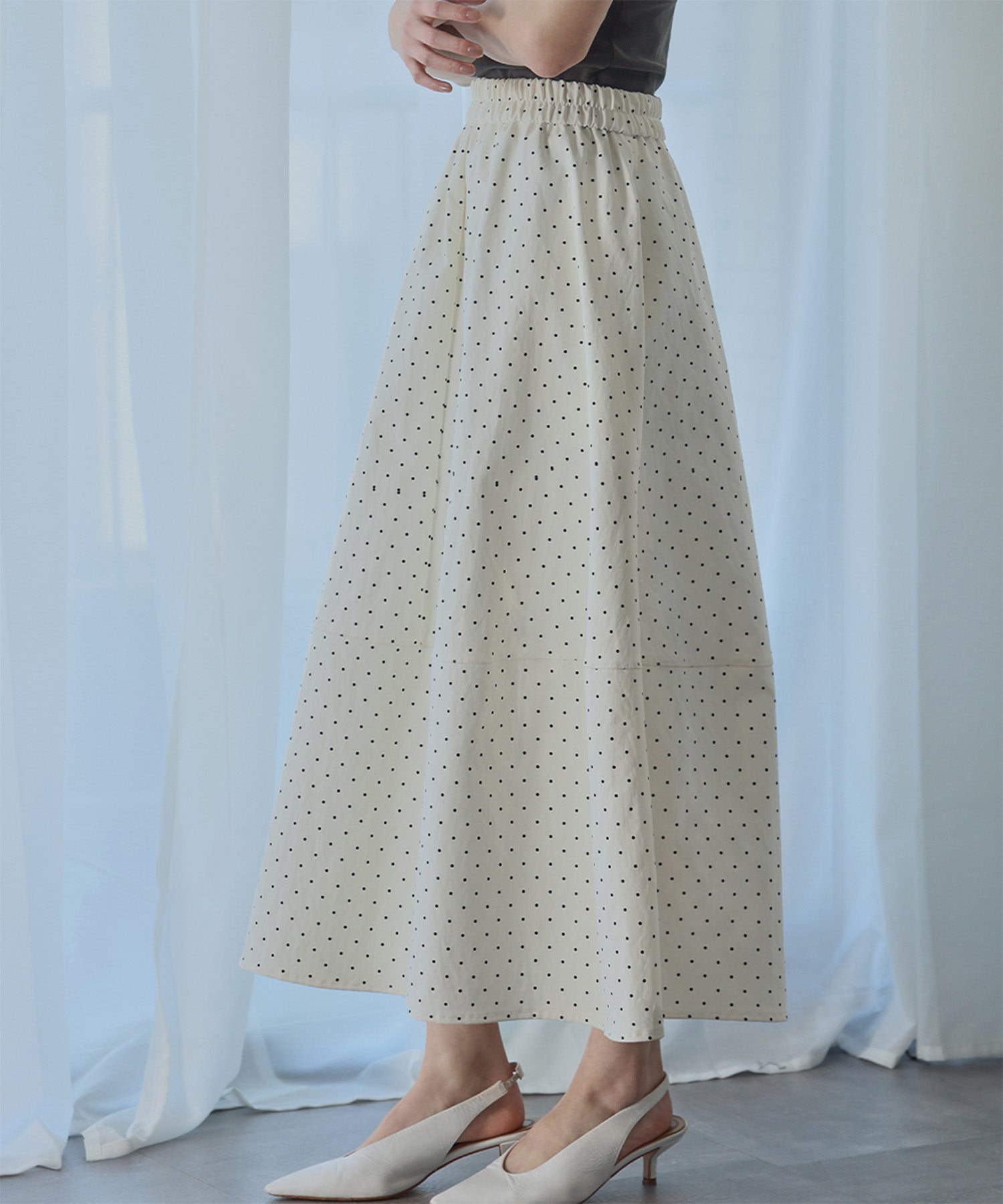 アンピルーラ Ampirula ドット柄ティアードフレアロングスカート (アイボリー) アイボリー