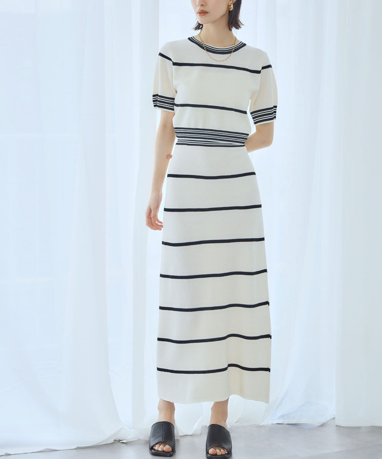 アンピルーラ Ampirula ボーダーニットセットアップ (オフホワイト) オフホワイト