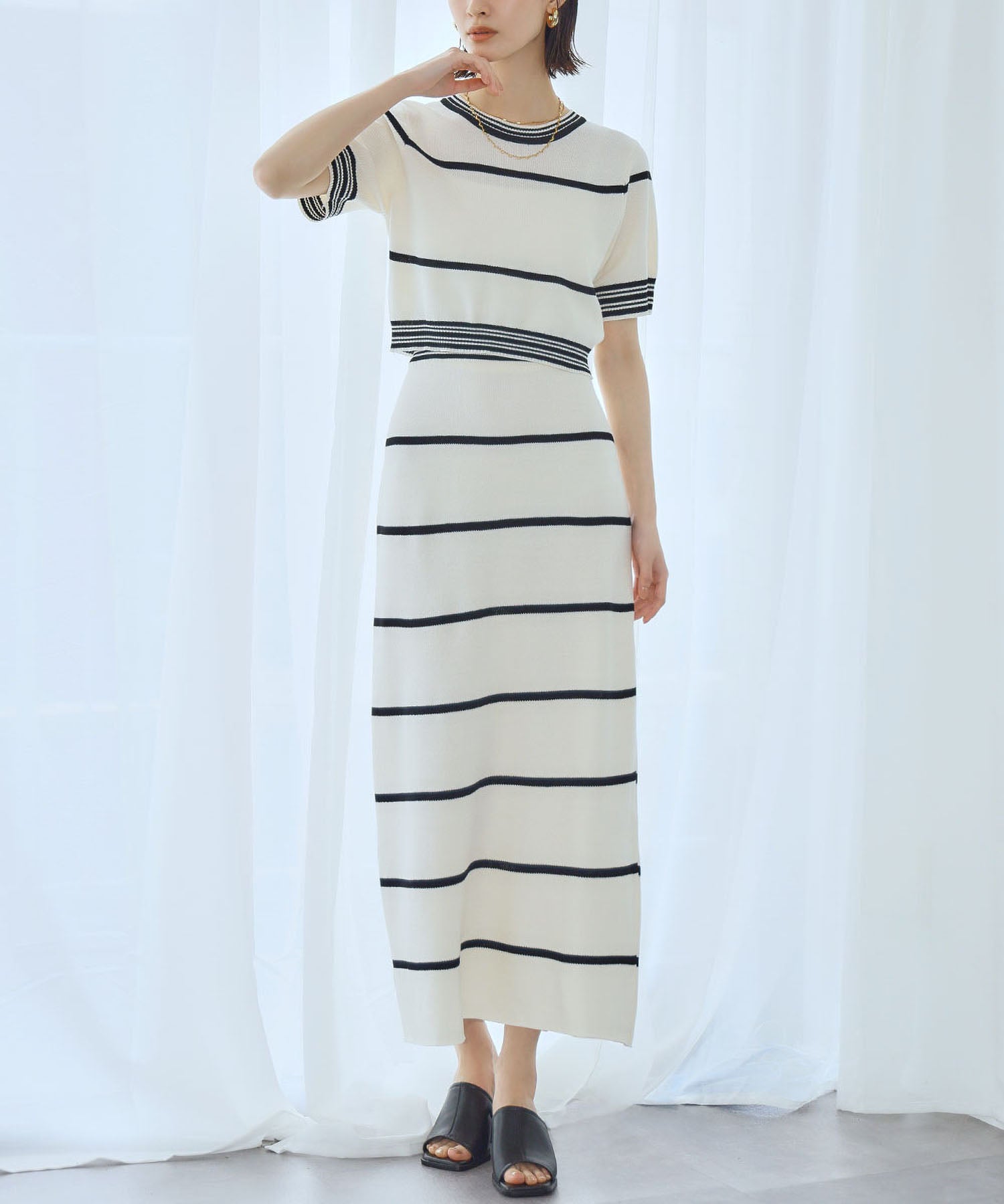 アンピルーラ Ampirula ボーダーニットセットアップ (オフホワイト) オフホワイト