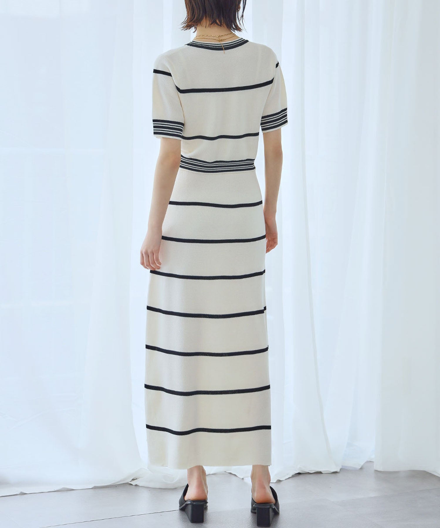 アンピルーラ Ampirula ボーダーニットセットアップ (オフホワイト) オフホワイト