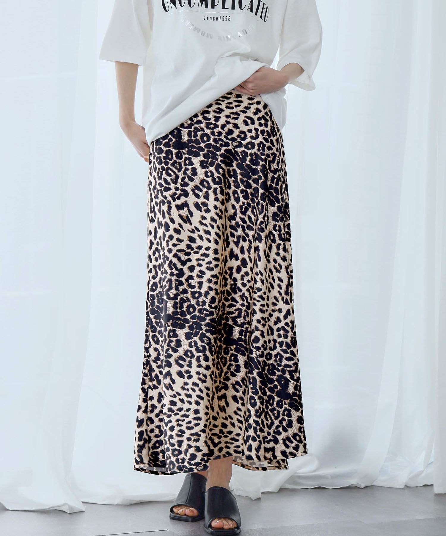 アンピルーラ Ampirula レオパードサテンタイトスカート (ベージュミックス) ベージュミックス