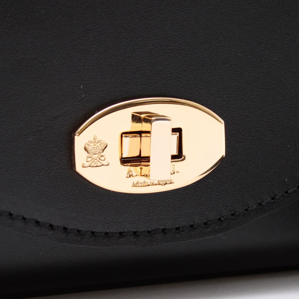 【日本製 |軽量】アクセソワ ドゥ マドモワゼル A.D.M.J. ヴィッテリアルマスクエアショルダー (NERO) NERO