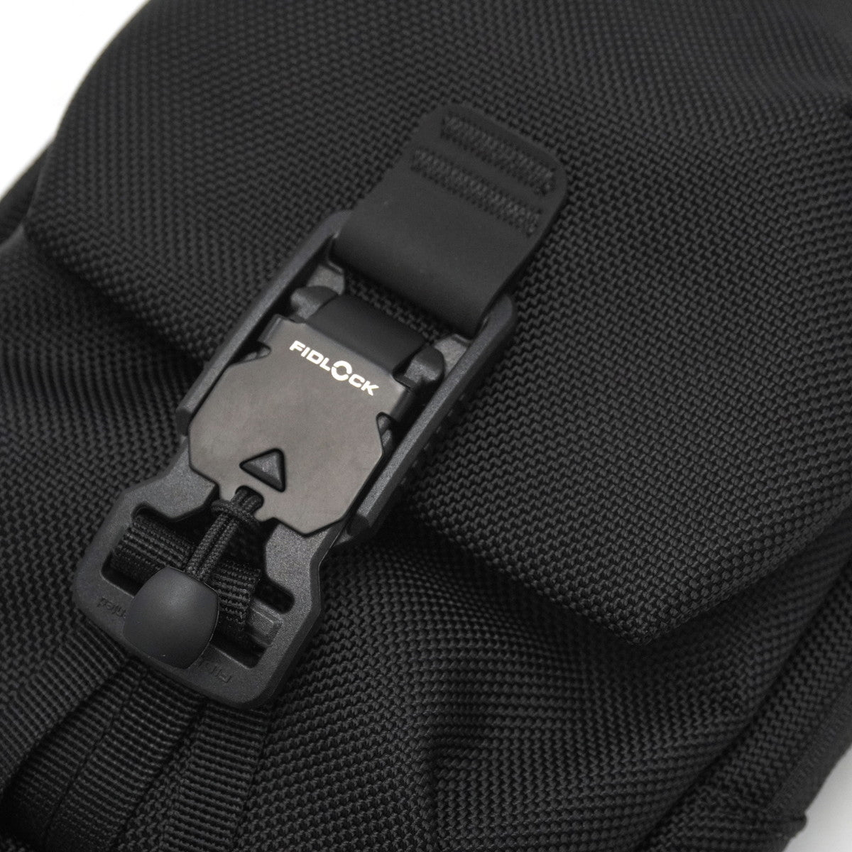 エアー Aer ショルダーバッグ メンズ レディース 軽量 バッグ 小さめ 斜めがけ ブランド 縦型 軽い 小さい ミニショルダー ナイロン 斜めがけバッグ City Collection Street Sling (Black) Black