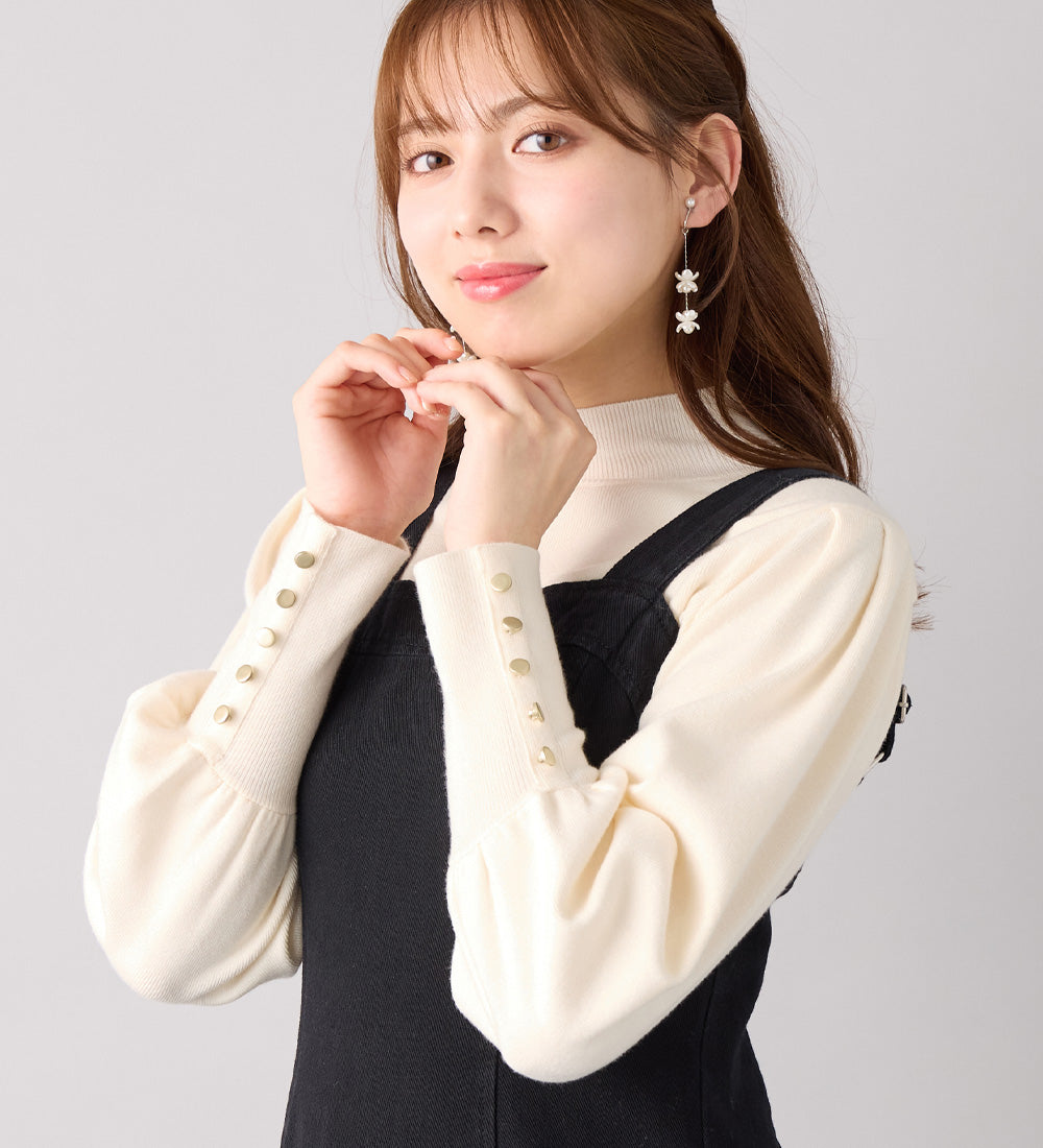 アロッタ Alotta 洗える!もっちりタッチボリューム袖金ボタンニット,アイボリー