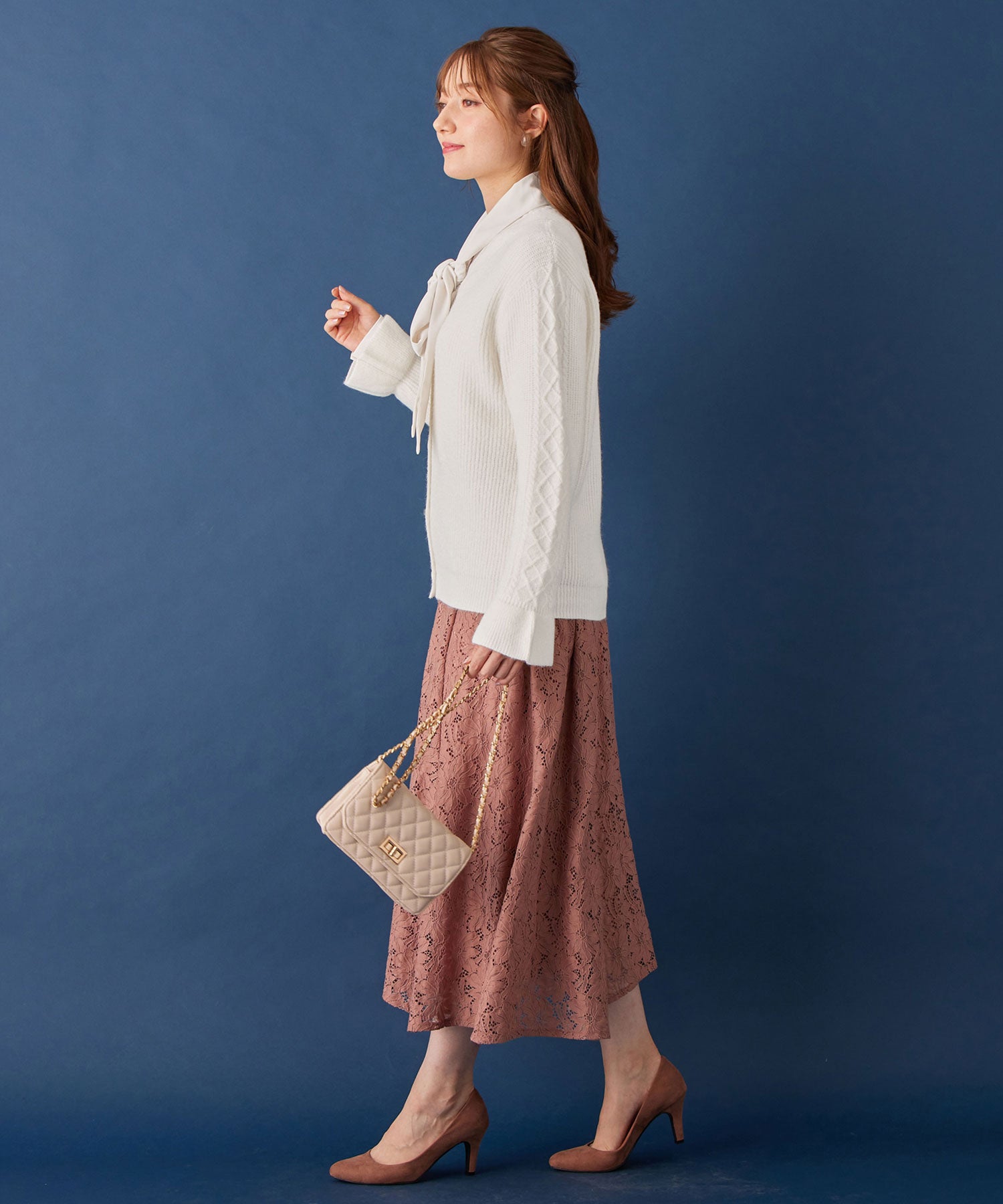 アロッタ Alotta ふんわりキャンディー袖ニットカーディガン (オフホワイト) オフホワイト