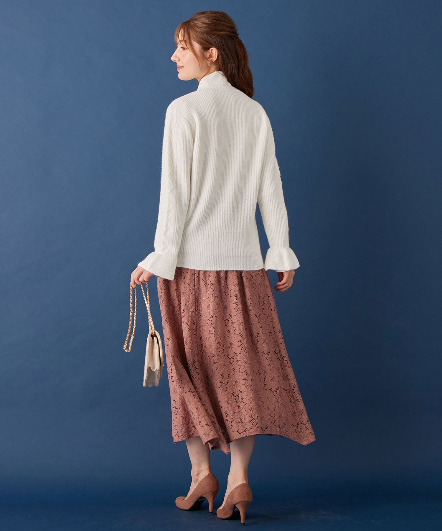 アロッタ Alotta ふんわりキャンディー袖ニットカーディガン (オフホワイト) オフホワイト