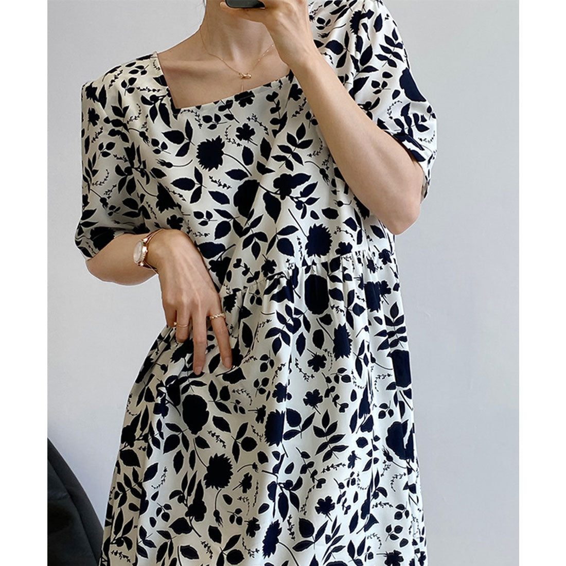 花柄ワンピース スクエアネック レトロ