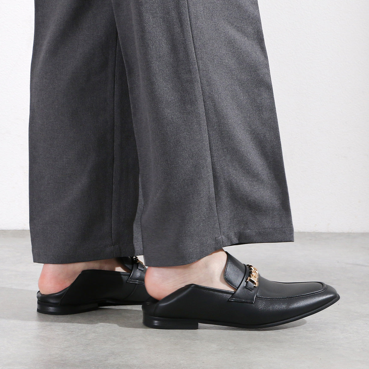 サンエープラス AAA+ 踵が踏めるチェーンローファー / 123-2425