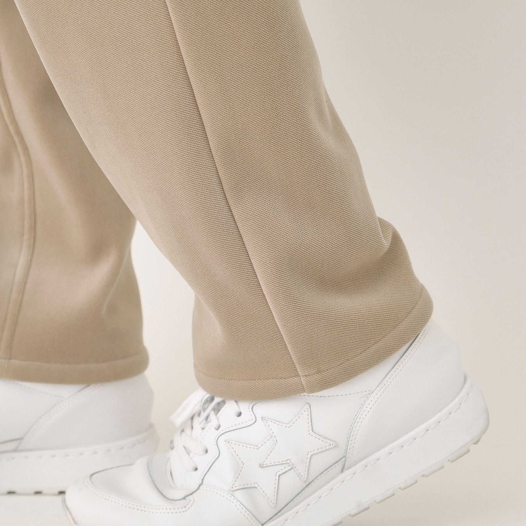 アダバット adabat ベロアボンディングストレッチパンツ (ベージュ(052)) ベージュ(052)