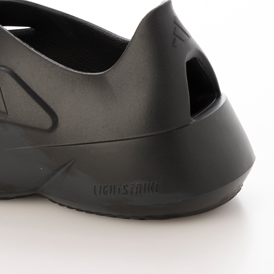 adidas LIGHTBLAZE MOC U