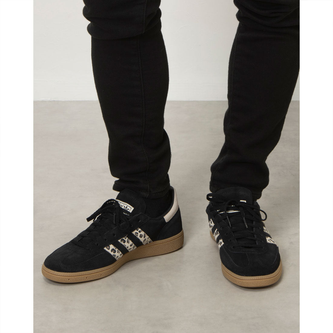 アディダス オリジナルス adidas Originals HANDBALL SPEZIAL W ハンドボール スペツィアル ガムソール スニーカー ヒョウ柄 JH9092 レオパード シューズ レディース メンズ