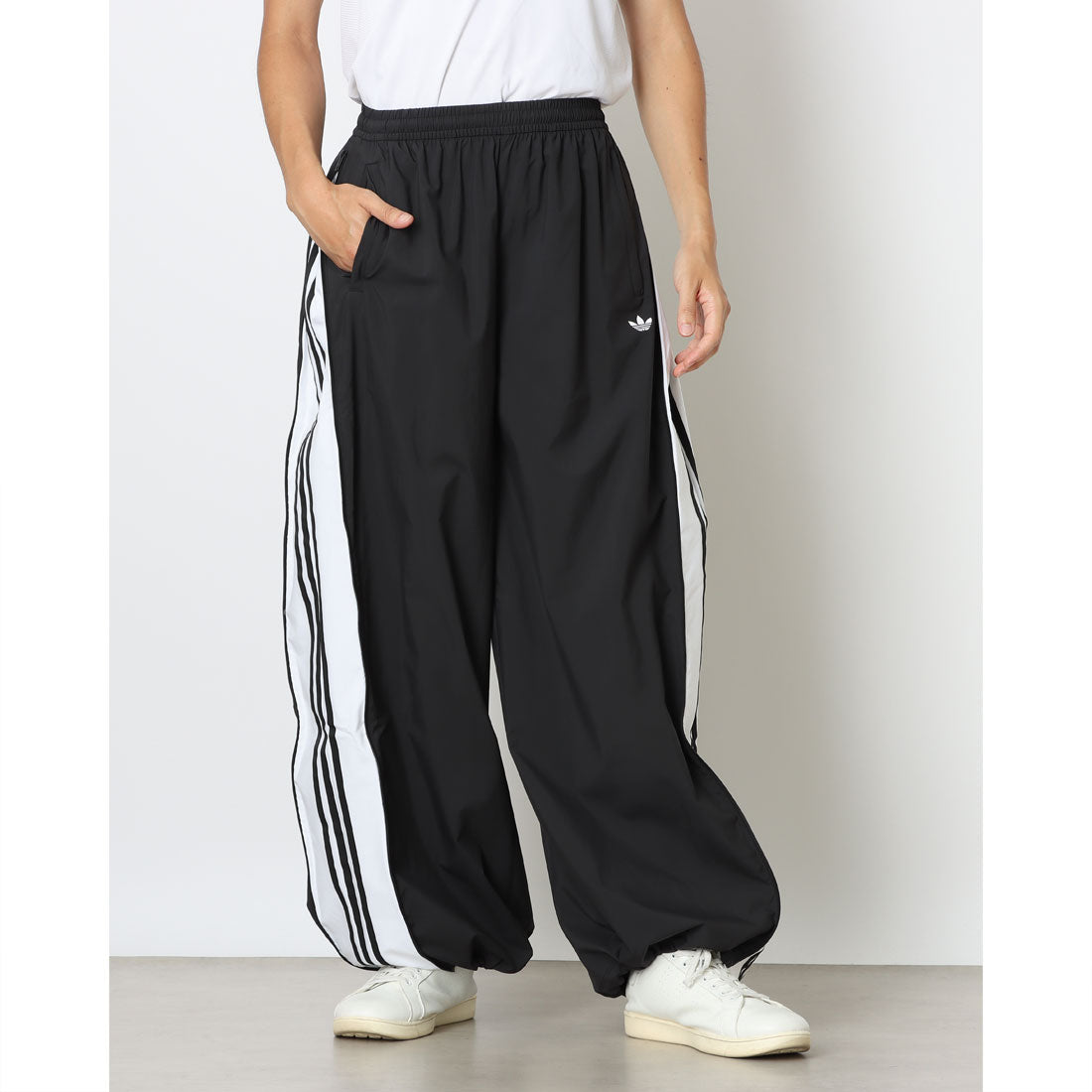 アディダス オリジナルス adidas Originals ADILENIUM アディレニウム ジップ トラックパンツ JX9206 黒 ブラック ジャージ レディース (Black(JX9206)) Black(JX9206)