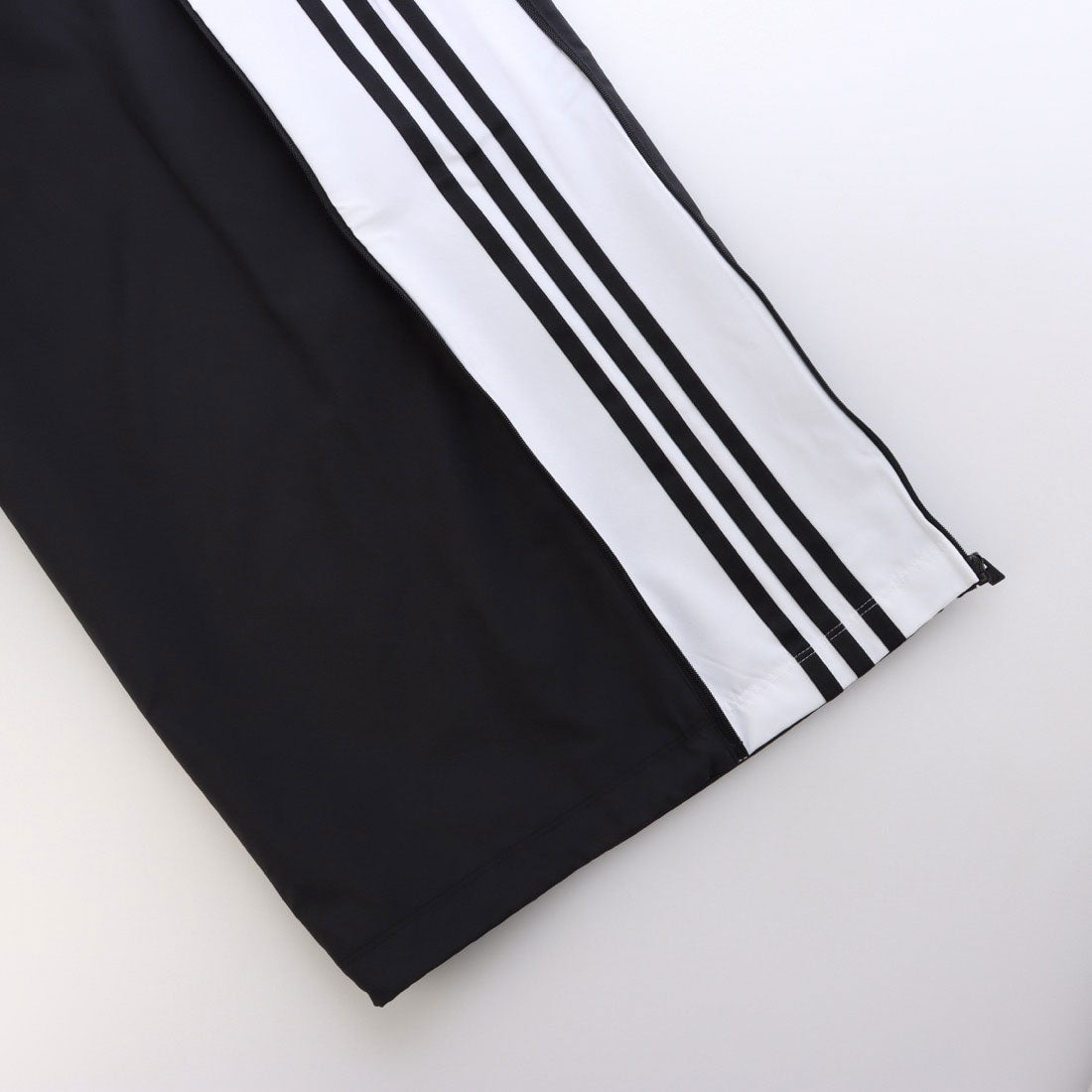 アディダス オリジナルス adidas Originals ADILENIUM アディレニウム ジップ トラックパンツ JX9206 黒 ブラック ジャージ レディース (Black(JX9206)) Black(JX9206)