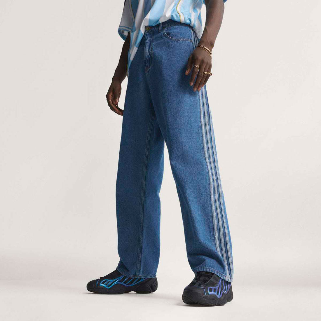 アディダス オリジナルス adidas Originals ファイヤーバード アディカラー デニム パンツ(FIREBIRD ADICOLOR DENIM PANTS) (Medium Vintage Denim) Medium Vintage Denim