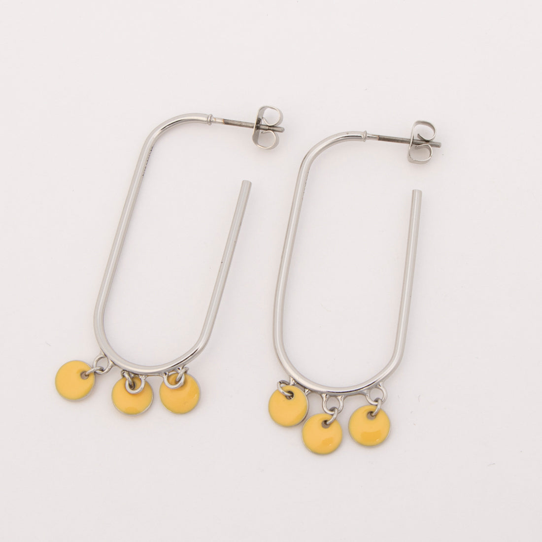 アガタ パリ AGATHA PARIS リベルタオーバルピアス、ラウンドエナメル、イエロー/シルバー (イエロー/シルバー) イエロー/シルバー