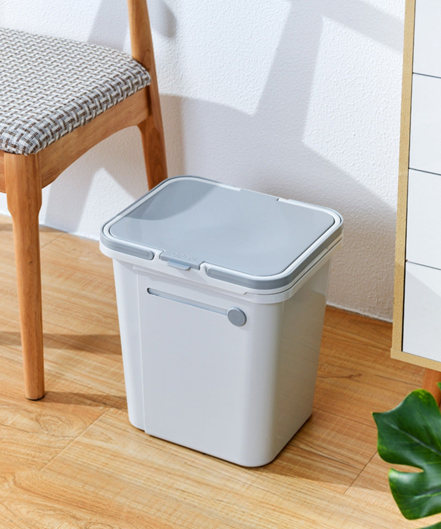 aimoha 3-space separable expandable trash can with lid and handle