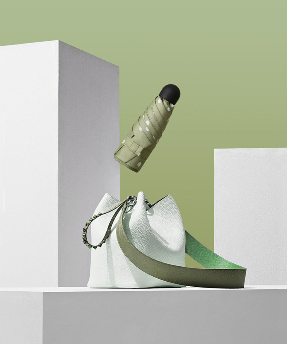 アイモハ aimoha 【大人気!おしゃれなドット柄 UVカット99% 晴雨兼用 18cm 超mini 折りたたみ傘】