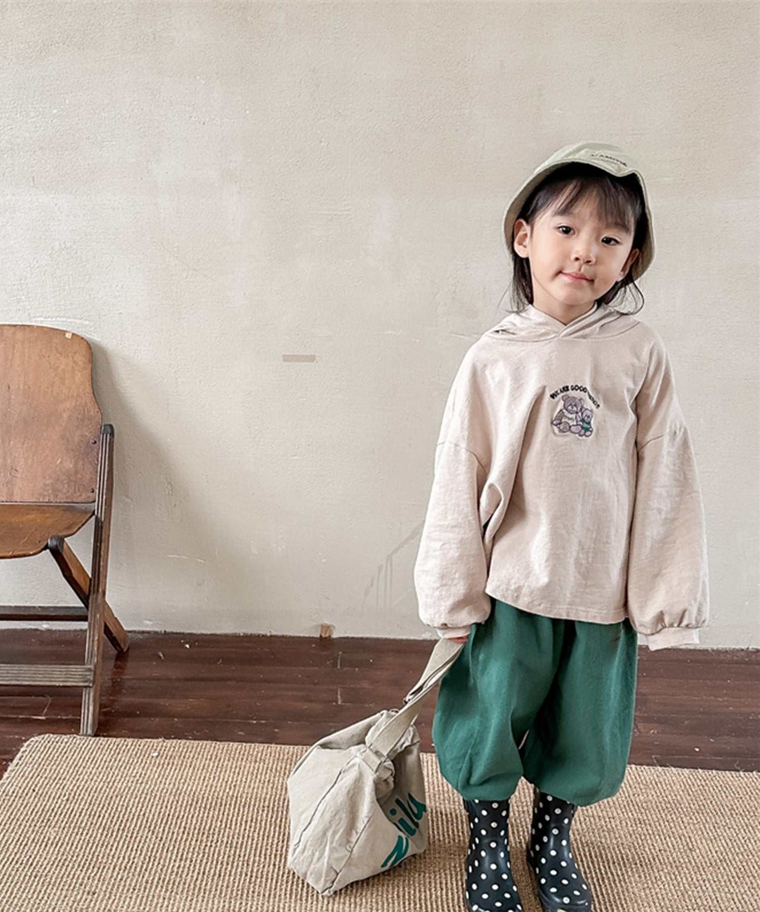 aimoha 【aimoha-KIDS】 Korean children's clothing balloon pants with one-point embroidery