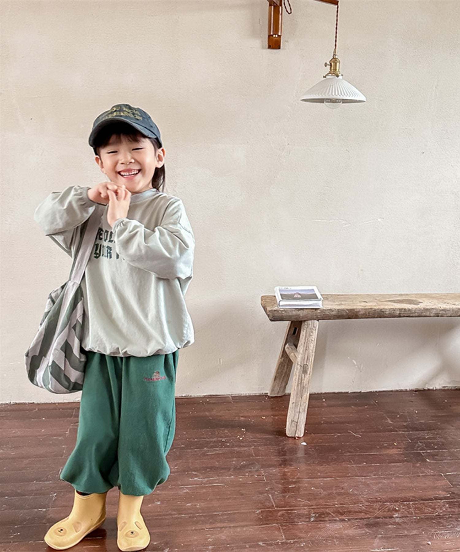 アイモハ aimoha 【aimohaーKIDSー】韓国子供服 ワンポイント刺繍入りバルーンパンツ