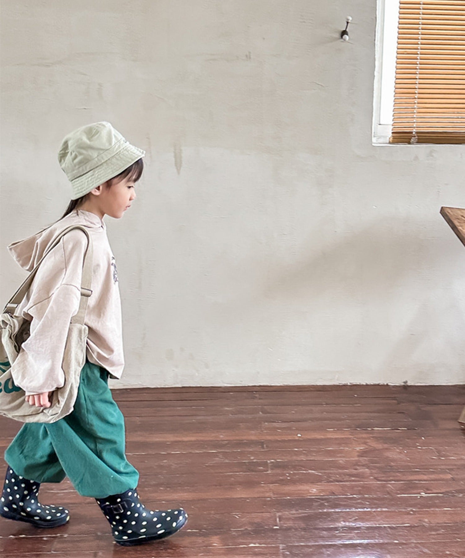 aimoha 【aimoha-KIDS】 Korean children's clothing balloon pants with one-point embroidery