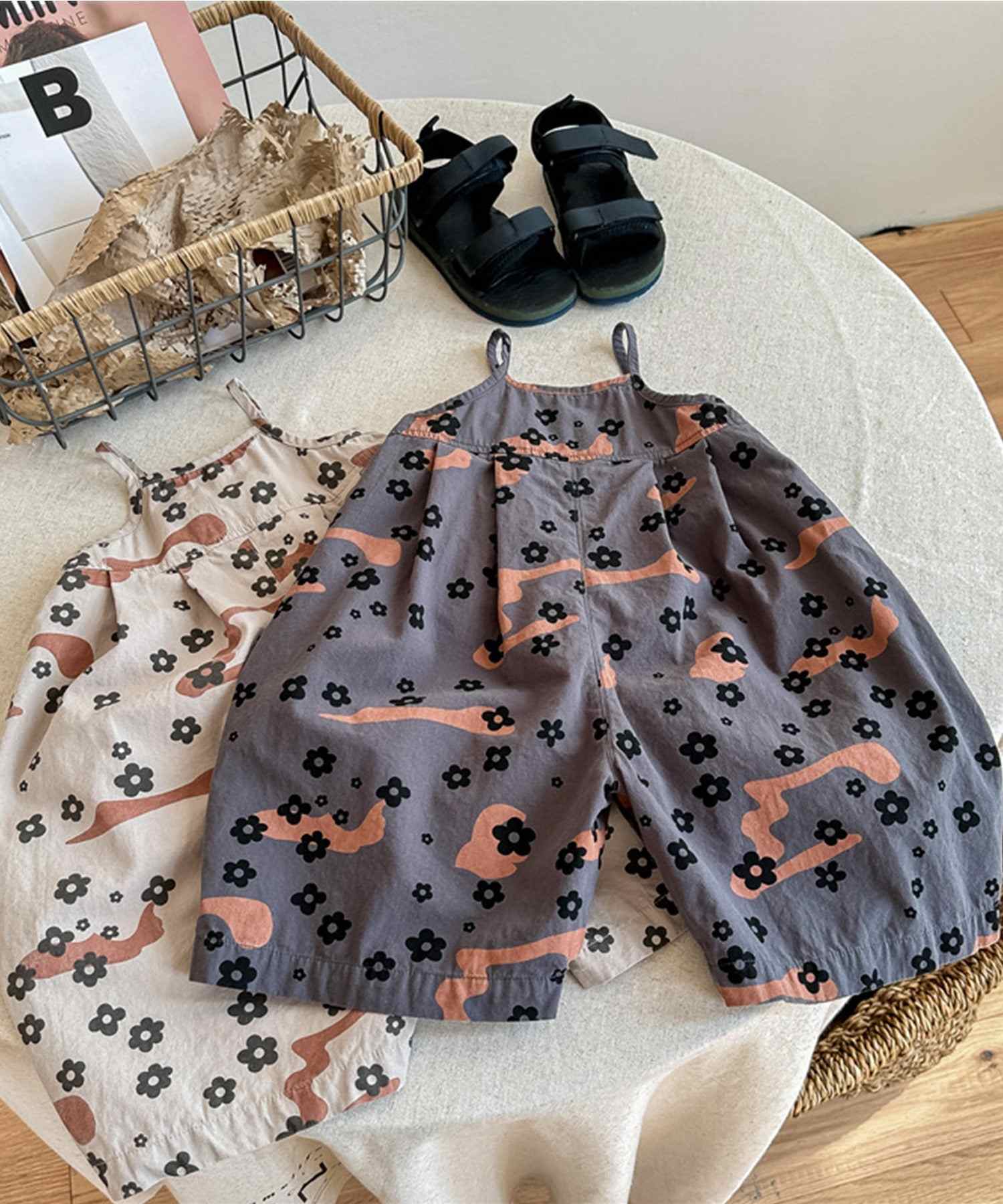 aimoha 【aimoha-KIDS】 Korean children's clothing printed 7-minute length salopette