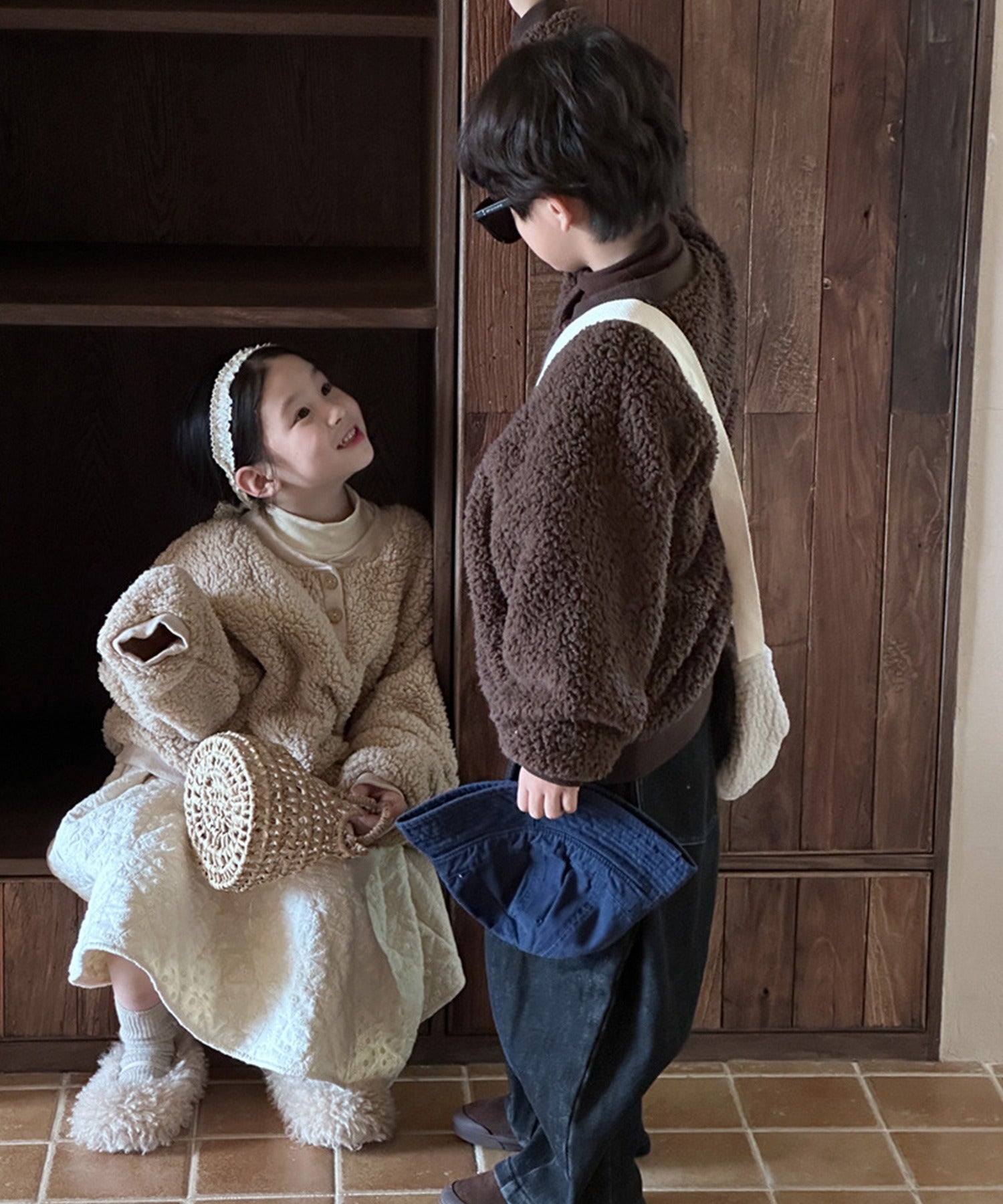 アイモハ aimoha 【aimohaーKIDSー】韓国子供服 ボアオーバースウェット (ブラウン) ブラウン