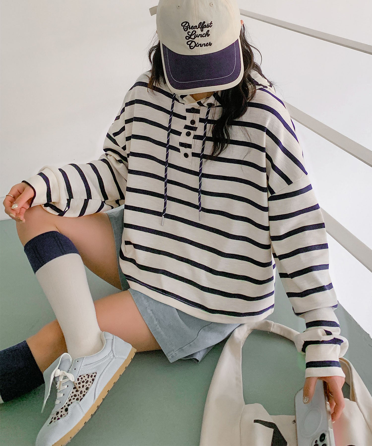 アイモハ aimoha ボーダーフード付きトップス (ネイビー) ネイビー