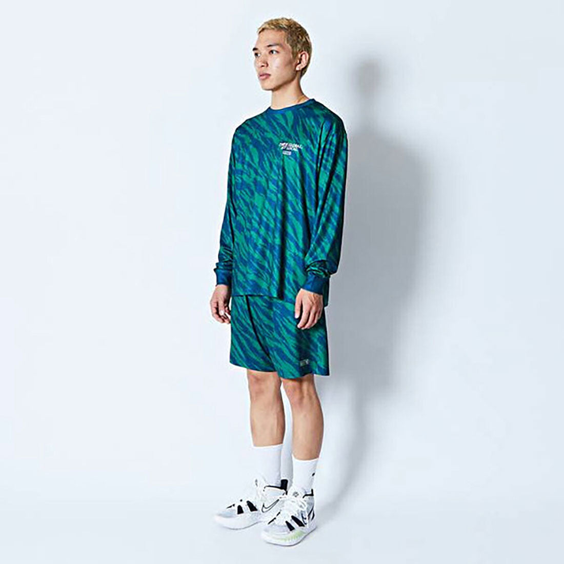 アクター AKTR AKTR BEAST CAMO A.L LOOSE L/S SP TEE(アクター ビーストカモ A.L ルーズ ロングスリーブ SP ティー) (GREEN) GREEN