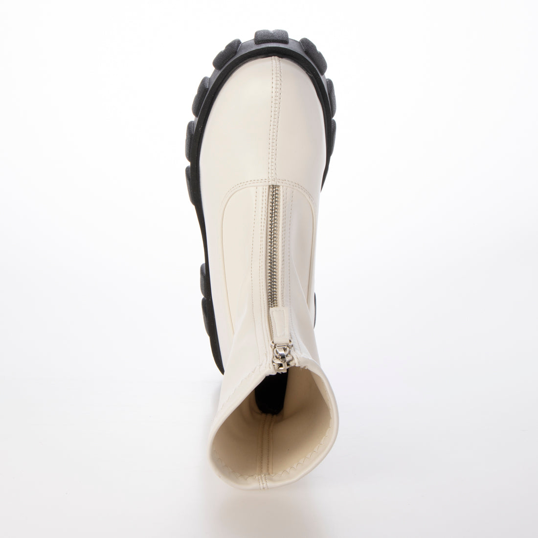 エーケーアール AKR 厚底フロントジッパー付きショートブーツ