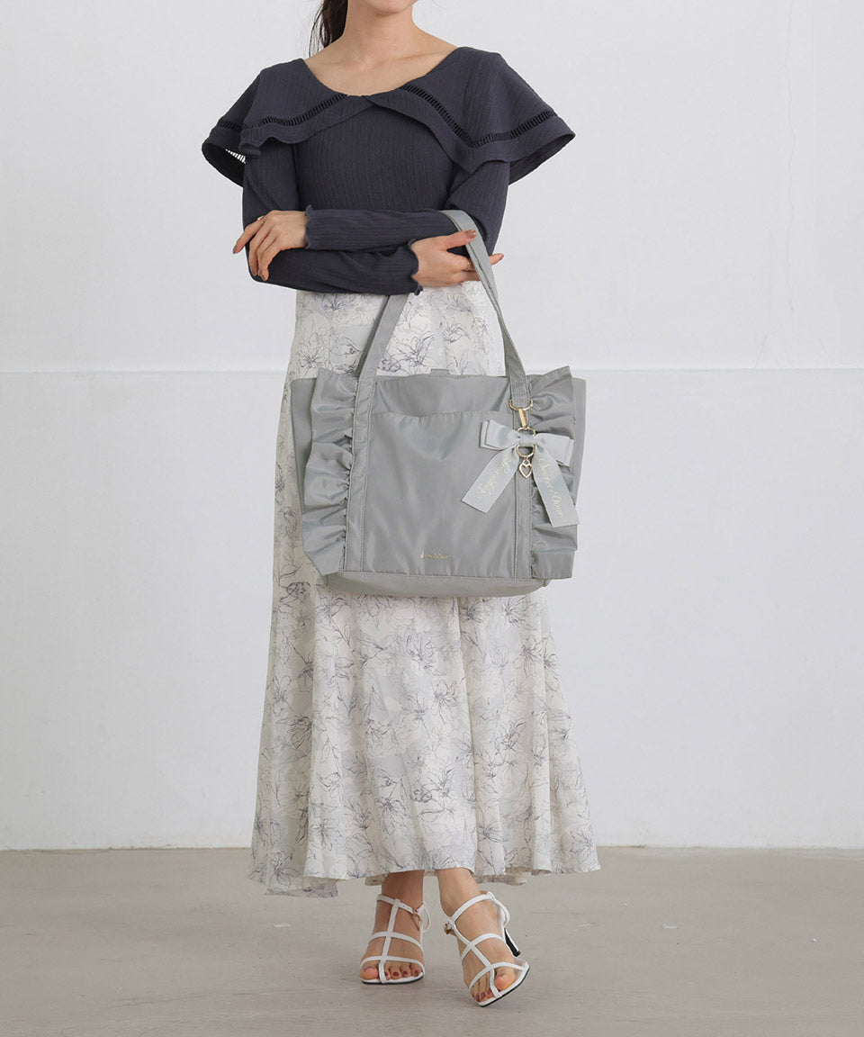 アルトローズ ALTROSE トートバッグ トート 大きめ 大きい 大容量 a4 A4 手提げ お稽古バッグ 仕切り キャリーオン 通学 フリル リボン りぼん ローズヒップ (ブラック) ブラック