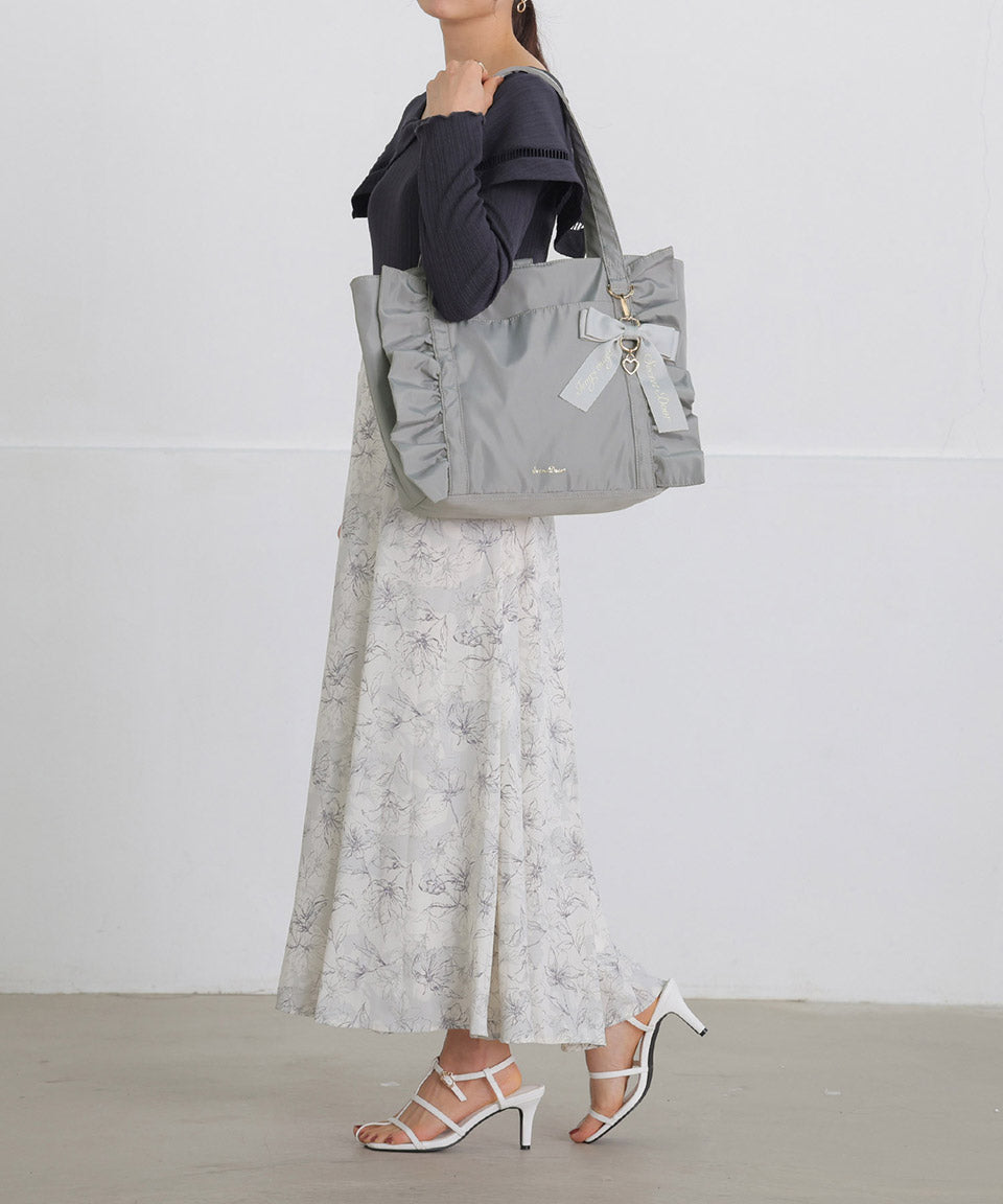 アルトローズ ALTROSE トートバッグ トート 大きめ 大きい 大容量 a4 A4 手提げ お稽古バッグ 仕切り キャリーオン 通学 フリル リボン りぼん ローズヒップ (ブラック) ブラック