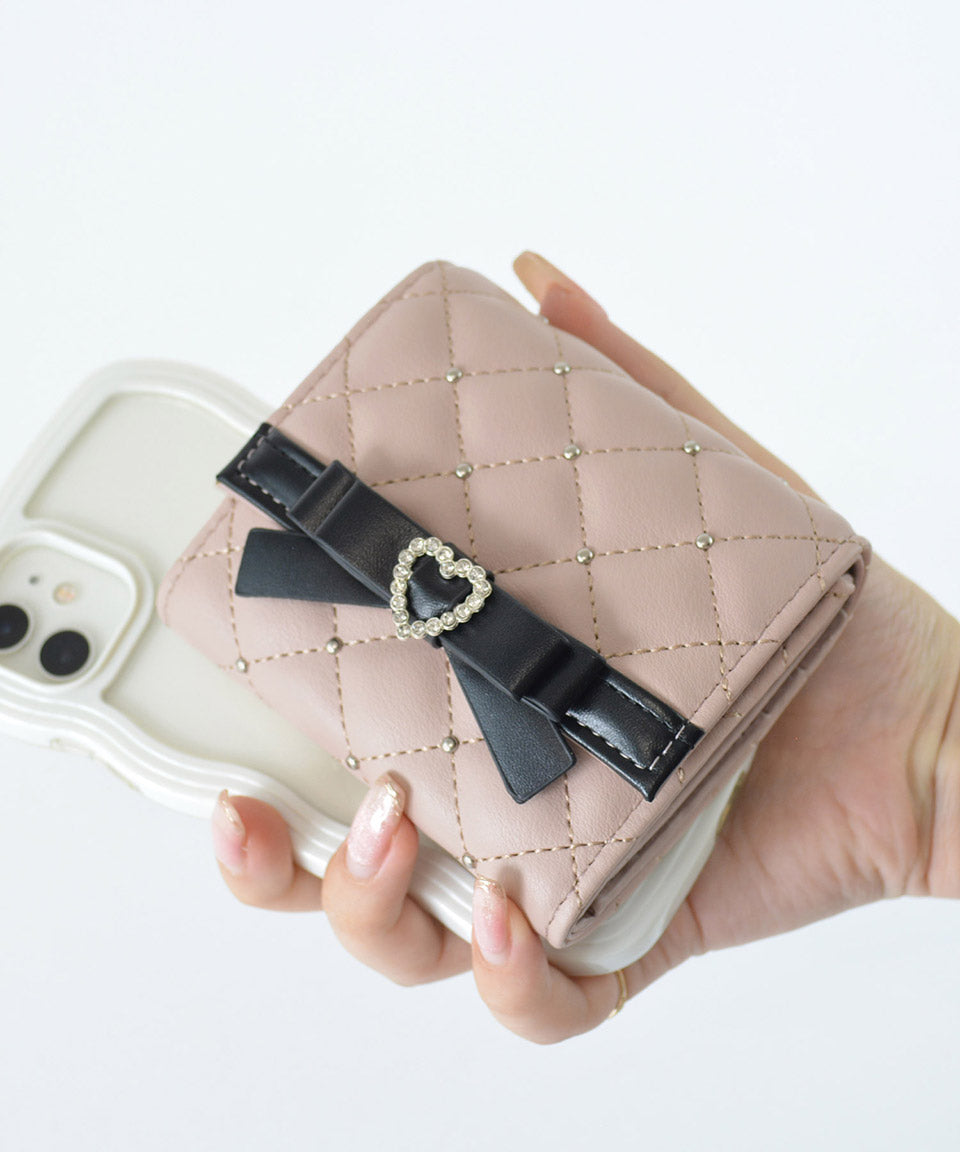 アルトローズ ALTROSE ボックスコイン 3ツ折財布 ミニ財布 キルティング リボン スタッズ プルーン